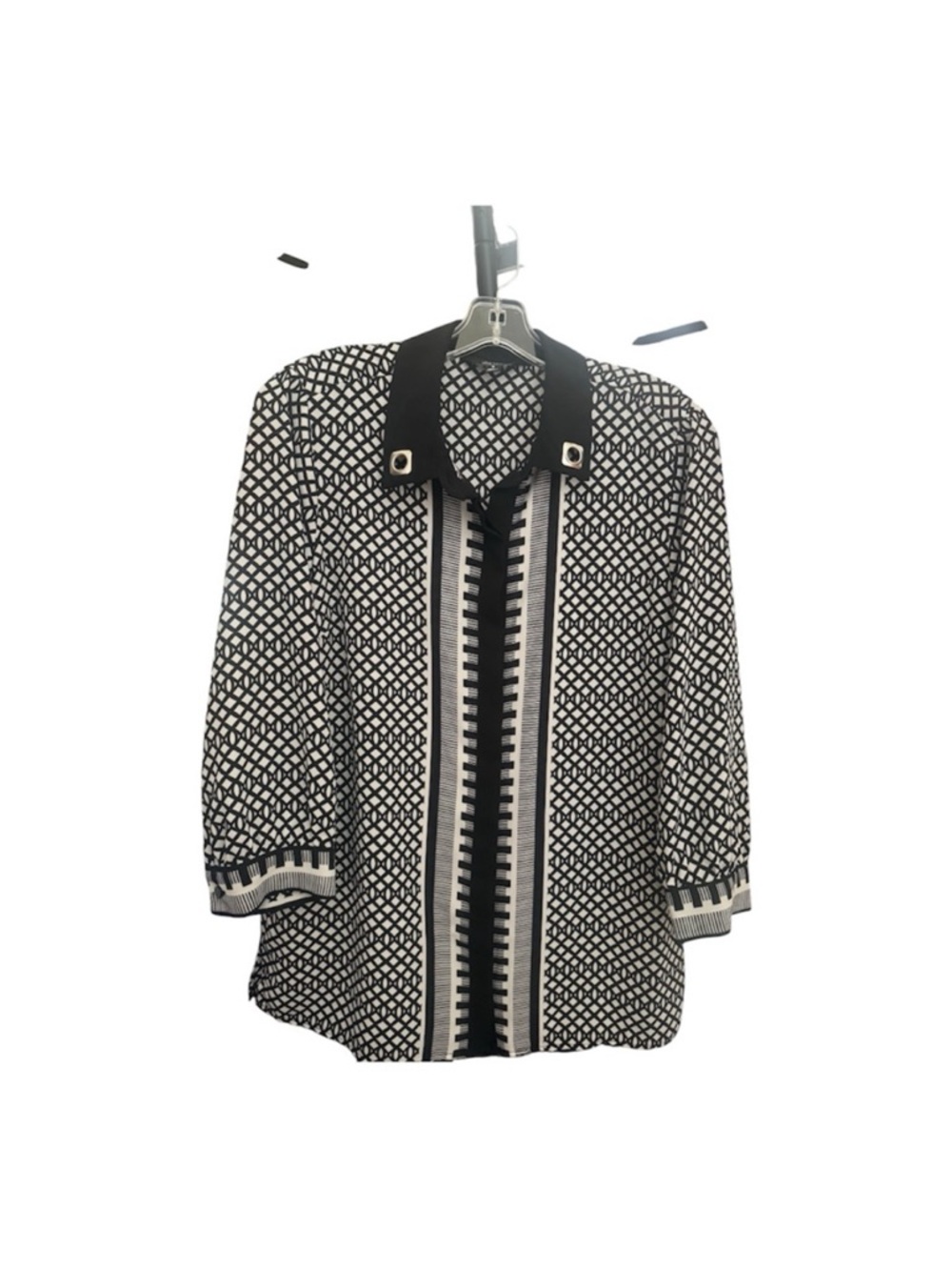 3/$10 Investments Black and White Patterned Button-Front Shirt Size Small